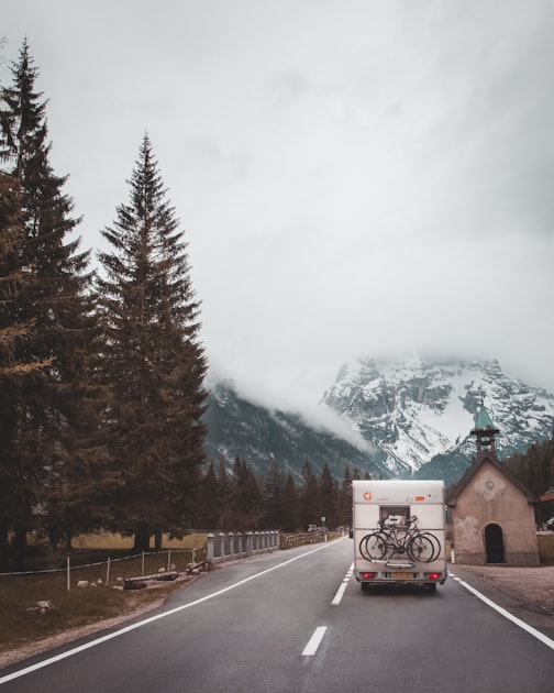 Living Nomadically: Tips for Road Warriors